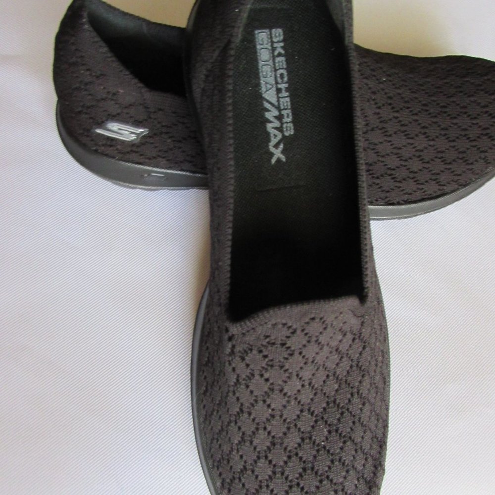 Sketchers Go Walk Lite-Daisy